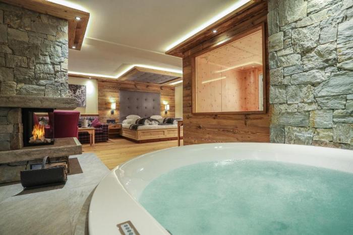 Verwoehnhotel Kristall Pertisau Room photo
