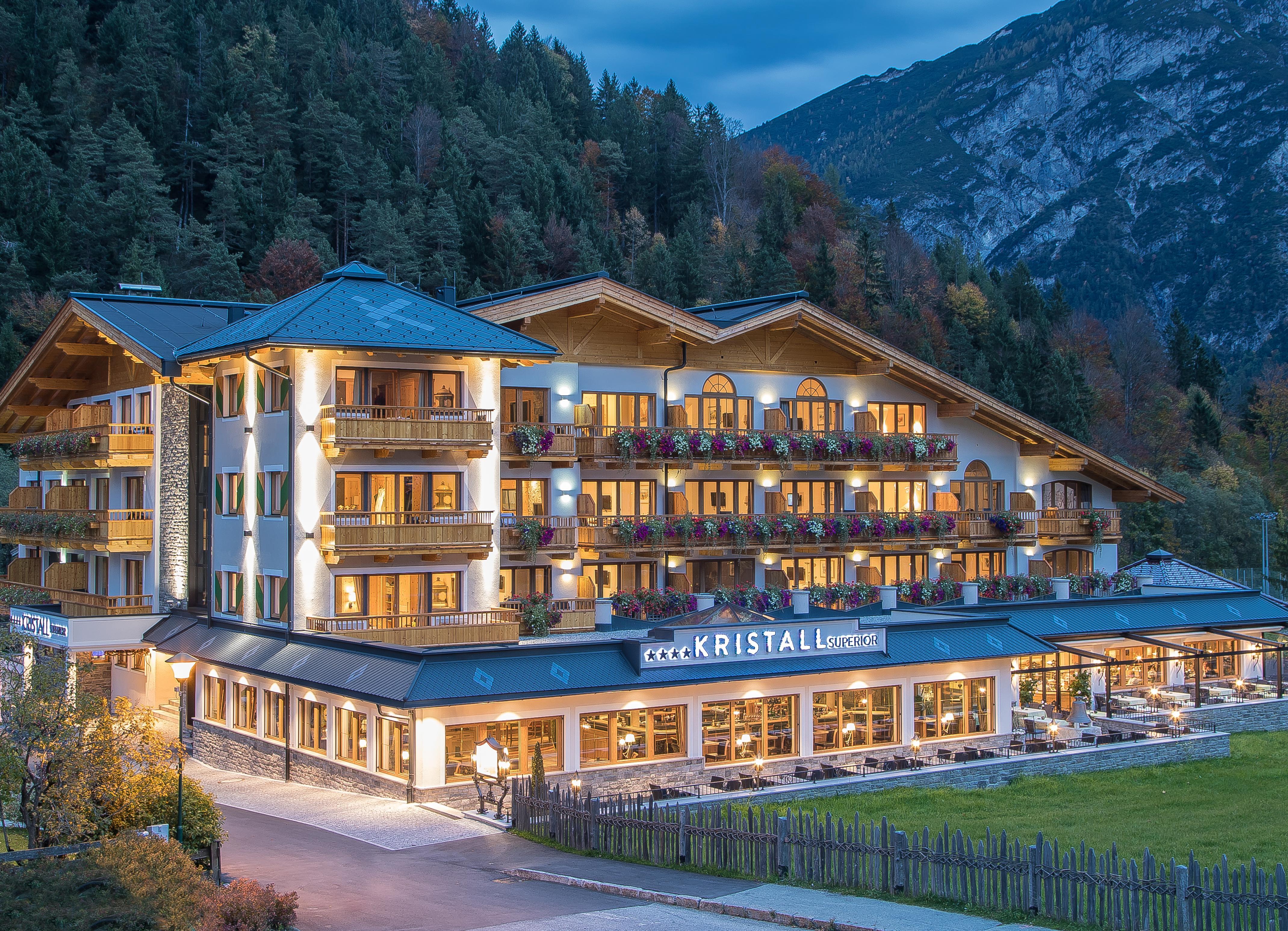 Verwoehnhotel Kristall Pertisau Exterior photo